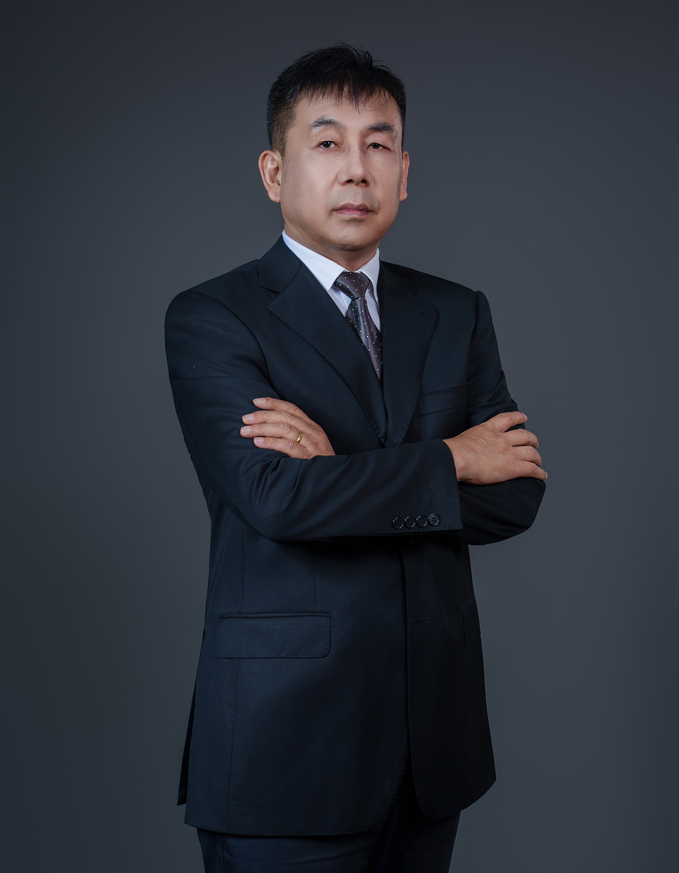 睿扬律师事务所 - 专职律师 - 修典华