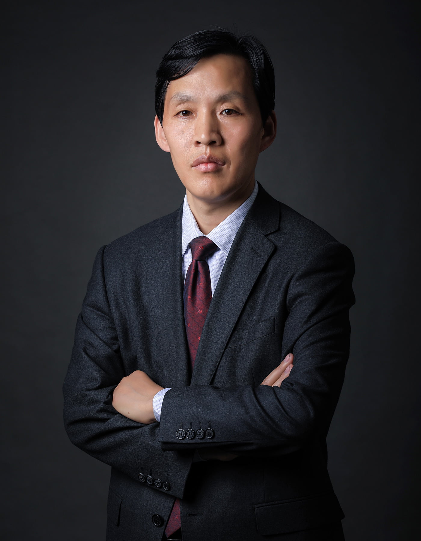睿扬律师事务所 - 首席合伙人,主任,山东省人大代表、省人大监察与司法委员会委员 - 王德勇